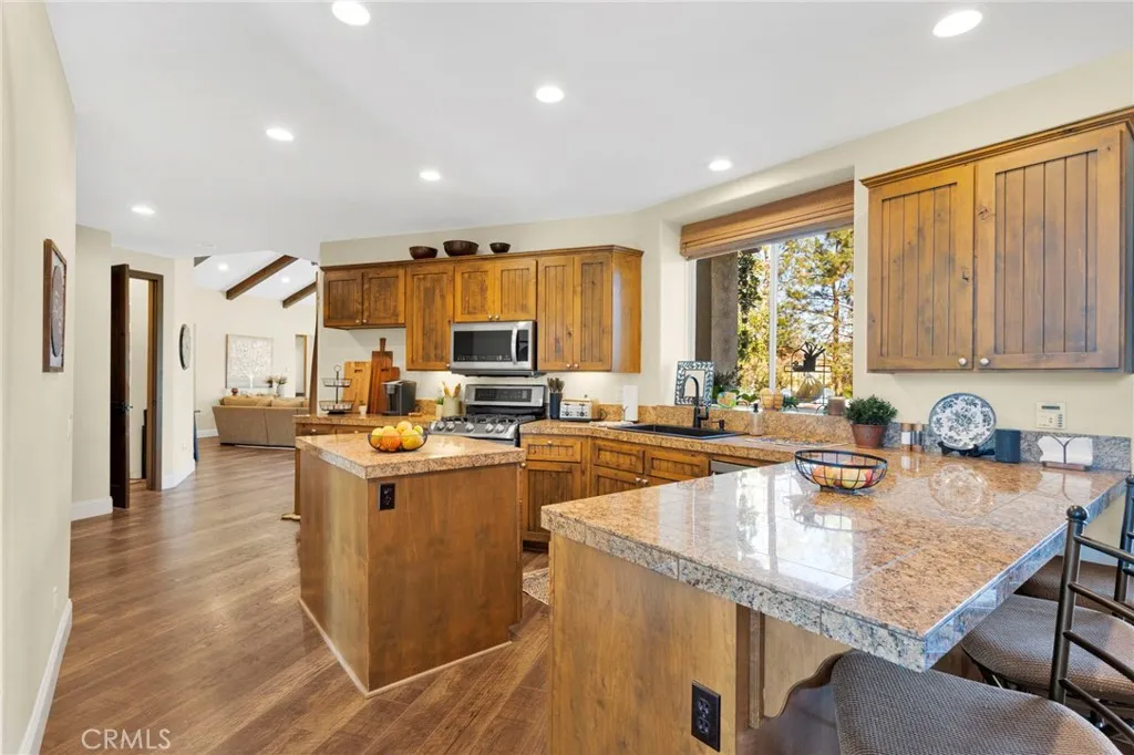 40590 Lincoln, Cherry Valley, California 92223 home-pic-17