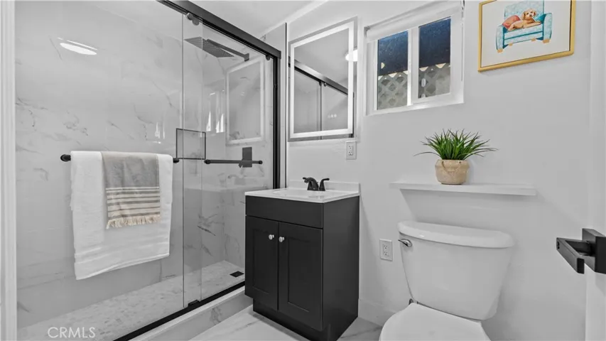 Back Unit Bathroom with shower