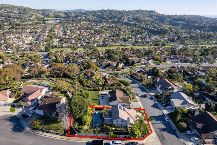 2921 Estancia, San Clemente, California 92673