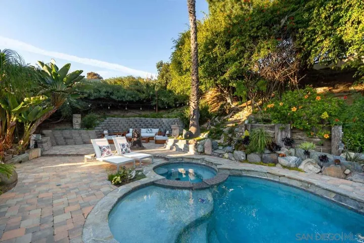 2921 Estancia, San Clemente, California 92673