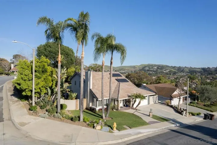 2921 Estancia, San Clemente, California 92673