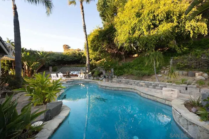 2921 Estancia, San Clemente, California 92673
