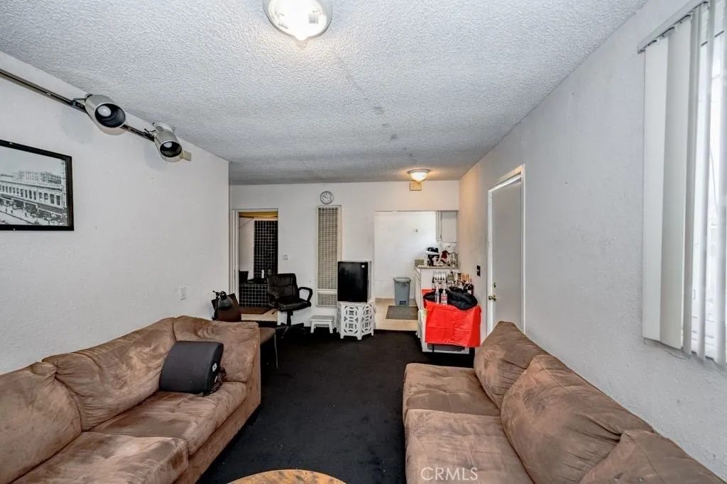 6228 S Fairfax Avenue, Ladera Heights, California 90056 home-pic-14