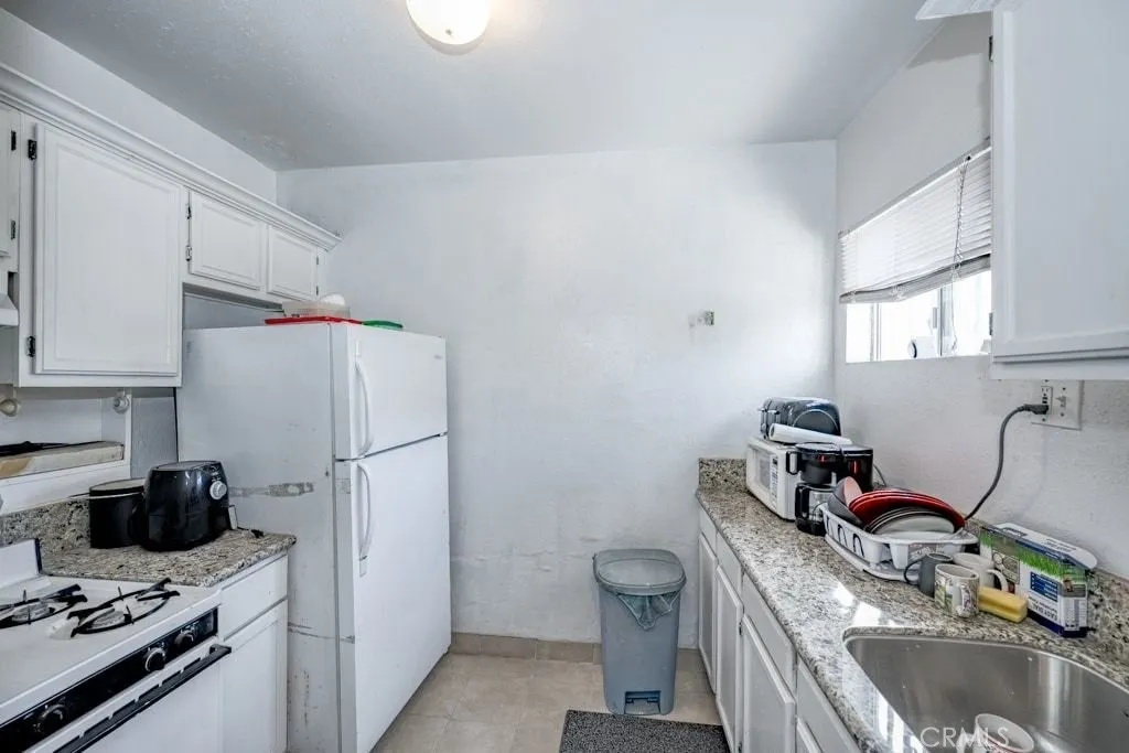 6228 S Fairfax Avenue, Ladera Heights, California 90056 home-pic-15