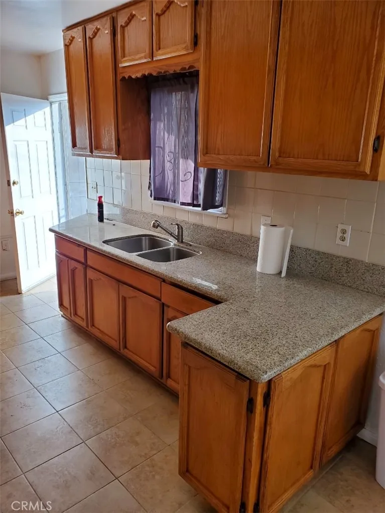 6228 S Fairfax Avenue, Ladera Heights, California 90056 home-pic-9