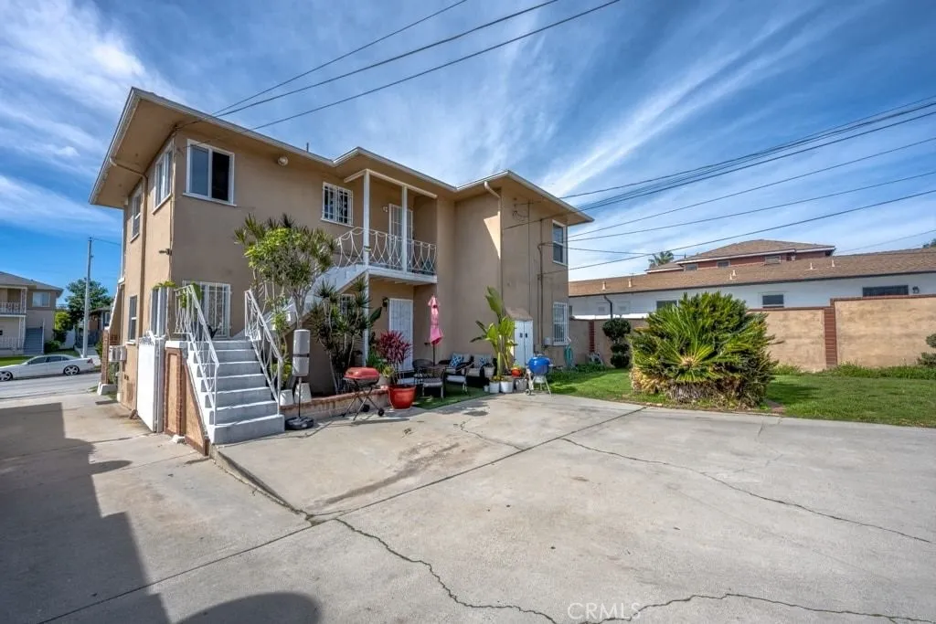 6228 S Fairfax Avenue, Ladera Heights, California 90056 home-pic-5