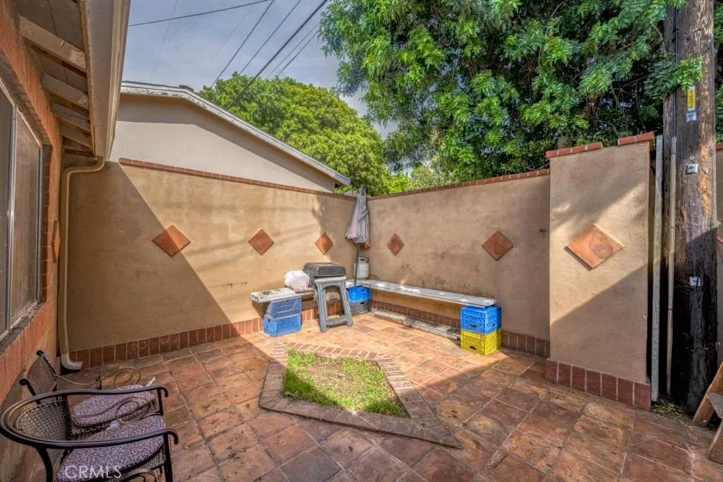 6228 S Fairfax Avenue, Ladera Heights, California 90056 home-pic-19