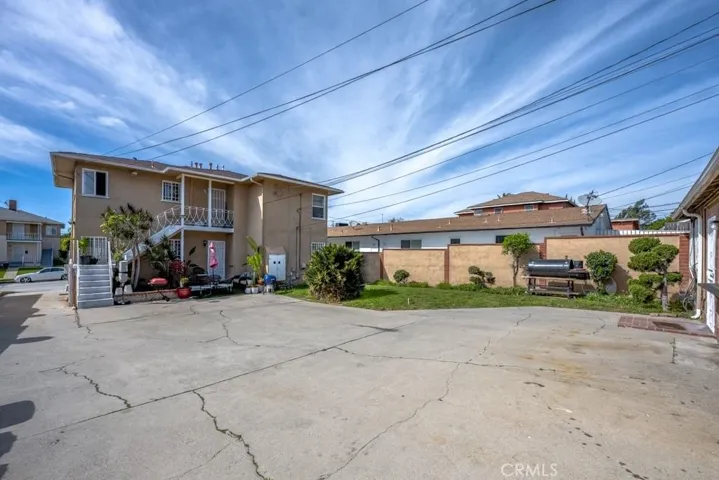 ground rear extended