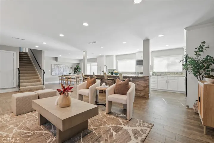 340 E Riverdale, Orange, California 92865