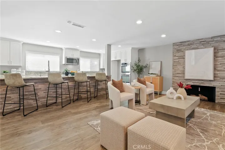 340 E Riverdale, Orange, California 92865