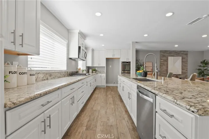 340 E Riverdale, Orange, California 92865