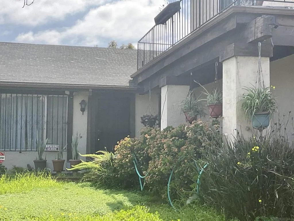 6197 Daisy Pl, San Diego, California 92114 home-pic-2