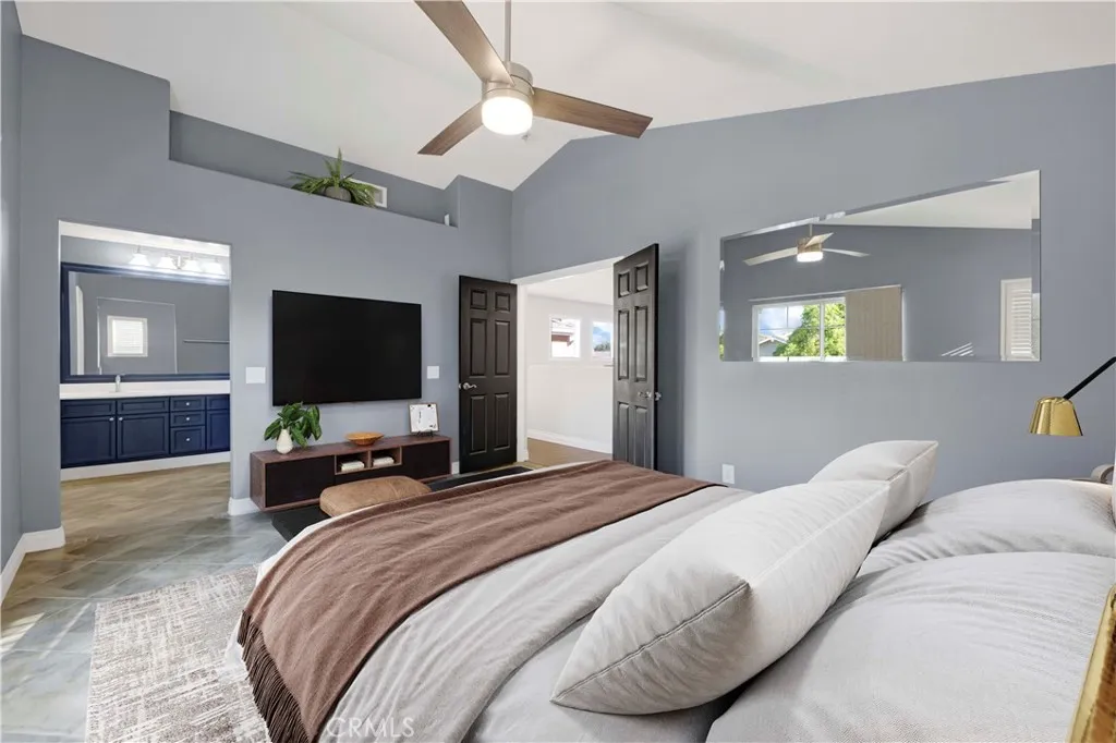 27626 Iris Place, Castaic, California 91384 home-pic-16