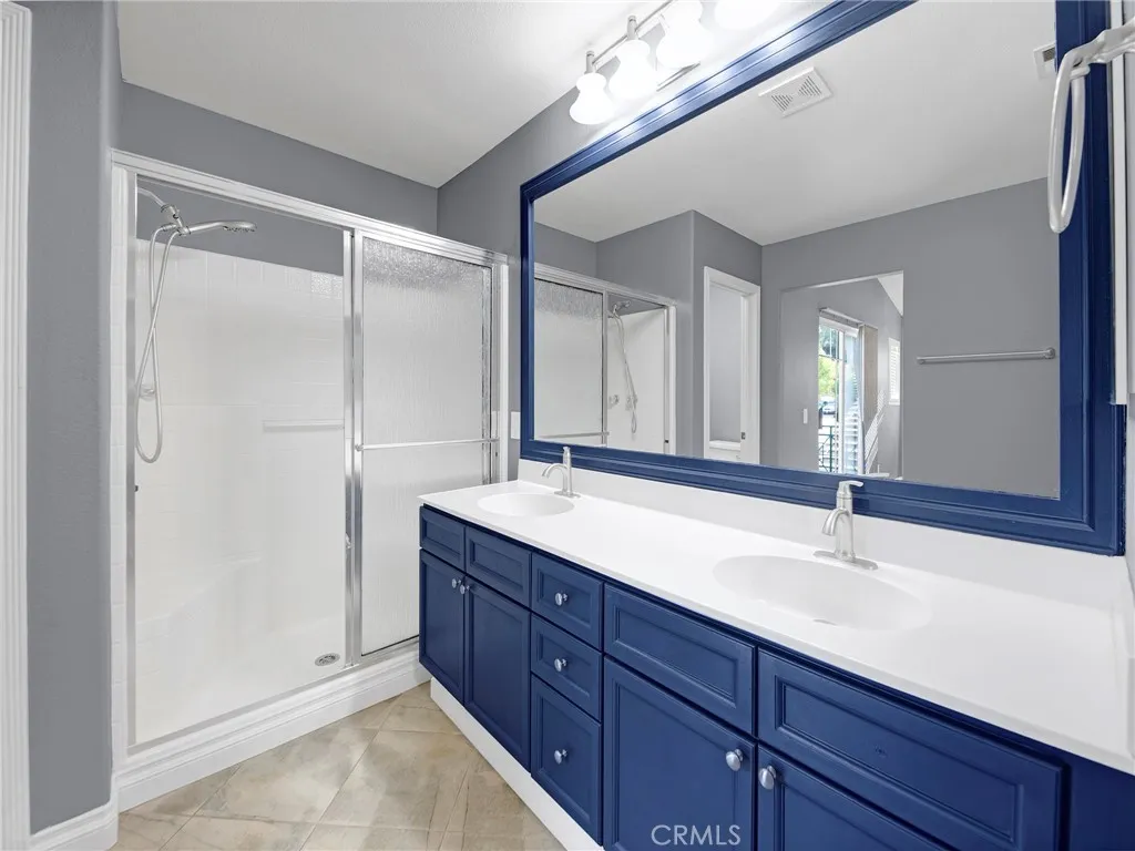 27626 Iris Place, Castaic, California 91384 home-pic-19