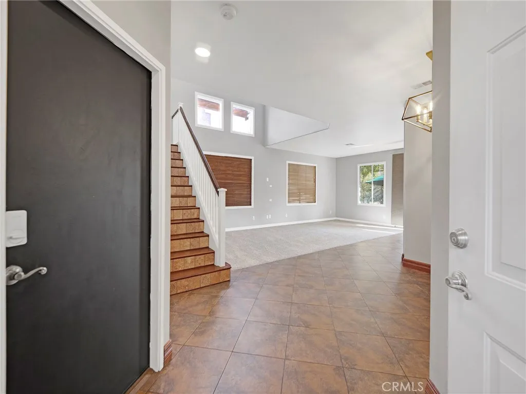 27626 Iris Place, Castaic, California 91384 home-pic-36