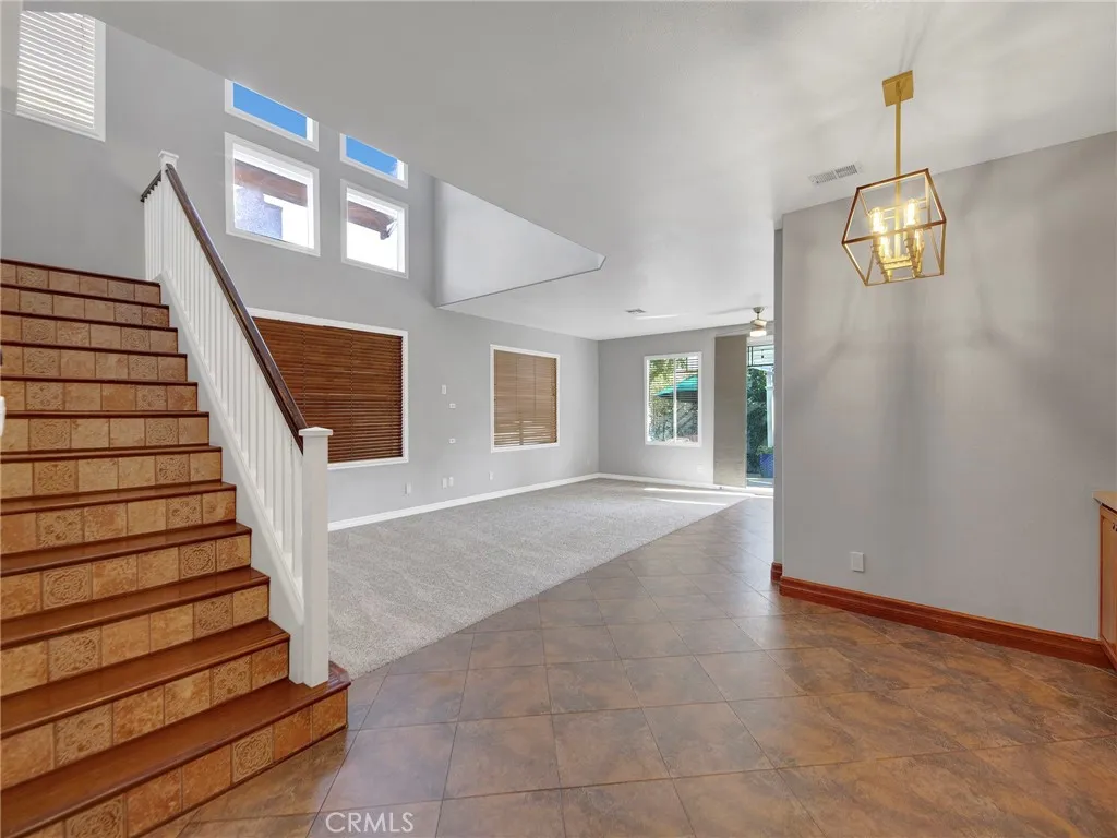 27626 Iris Place, Castaic, California 91384 home-pic-37