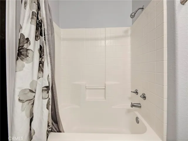 27626 Iris Place, Castaic, California 91384
