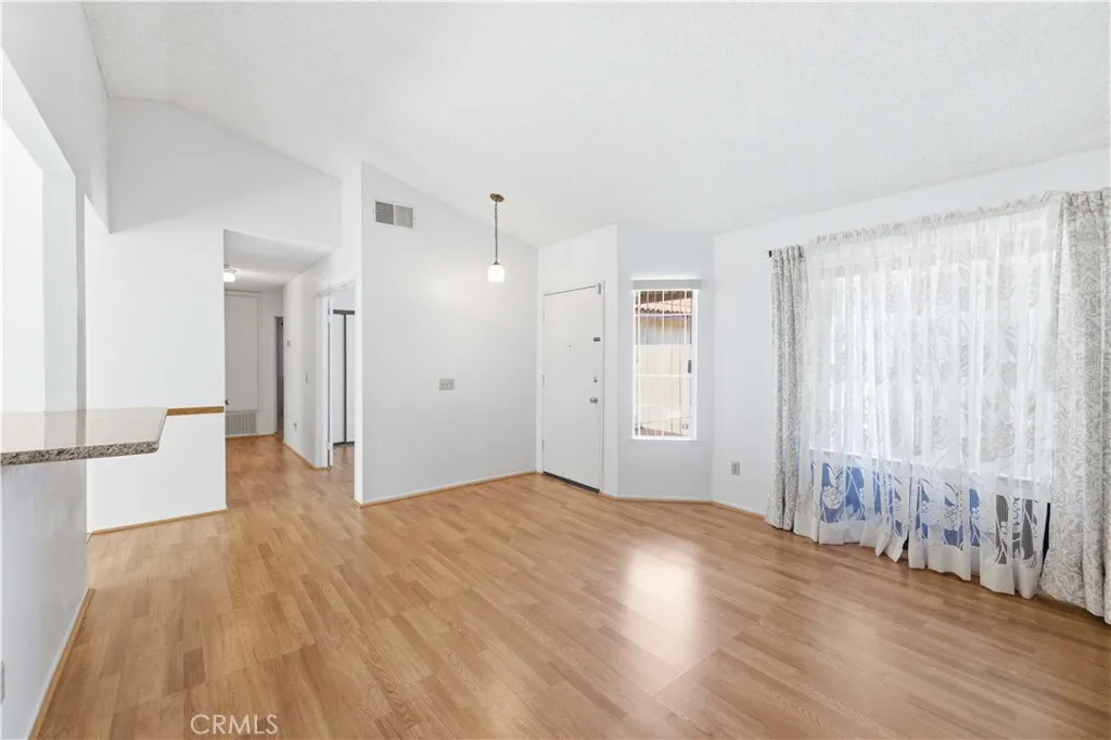 3006 Via Primero, Palmdale, California 93550 home-pic-6