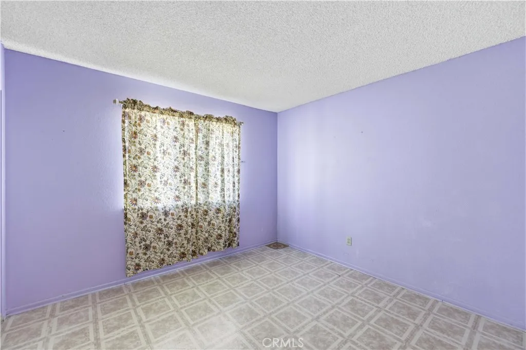 3006 Via Primero, Palmdale, California 93550 home-pic-16