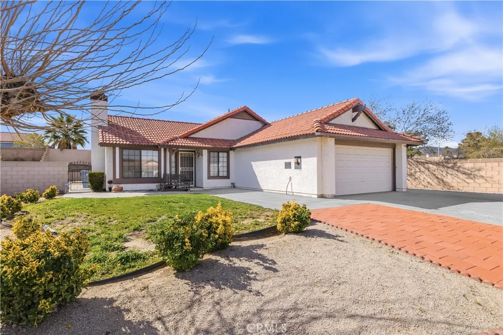 3006 Via Primero, Palmdale, California 93550 home-pic-2