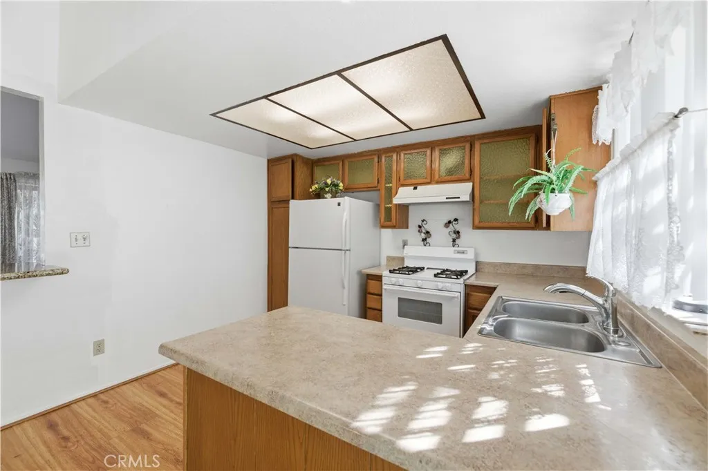 3006 Via Primero, Palmdale, California 93550 home-pic-9