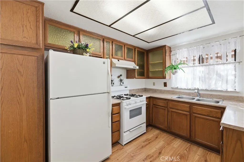 3006 Via Primero, Palmdale, California 93550 home-pic-10