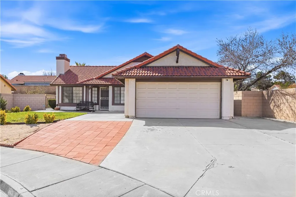 3006 Via Primero, Palmdale, California 93550 home-pic-1