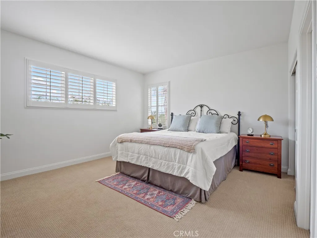 25679 Smoketree, Valencia, California 91381 home-pic-37