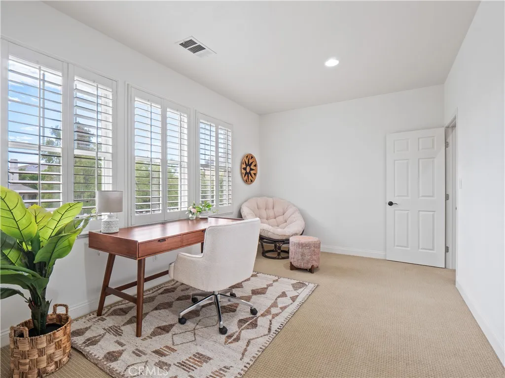 25679 Smoketree, Valencia, California 91381 home-pic-28