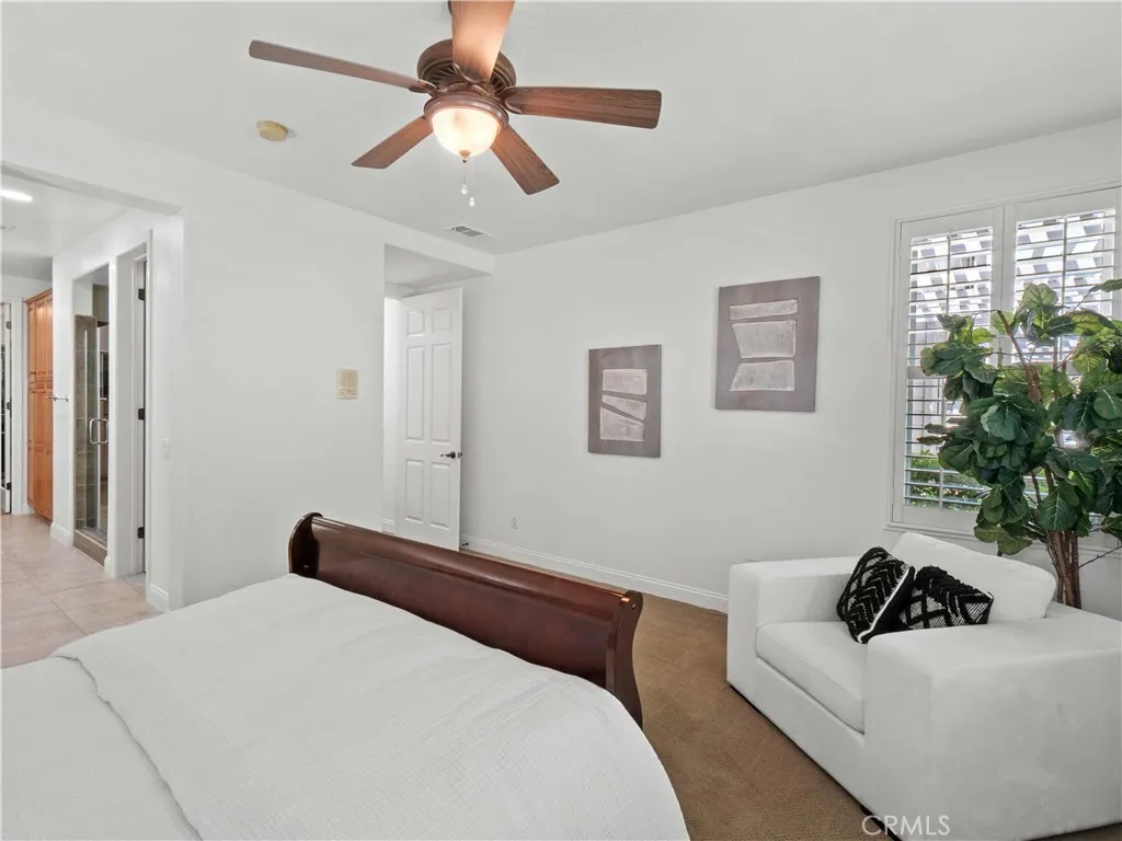 25679 Smoketree, Valencia, California 91381 home-pic-16