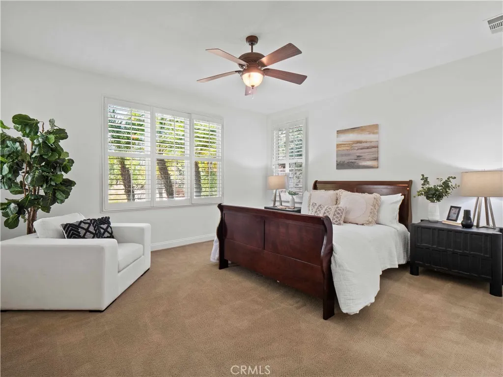 25679 Smoketree, Valencia, California 91381 home-pic-15