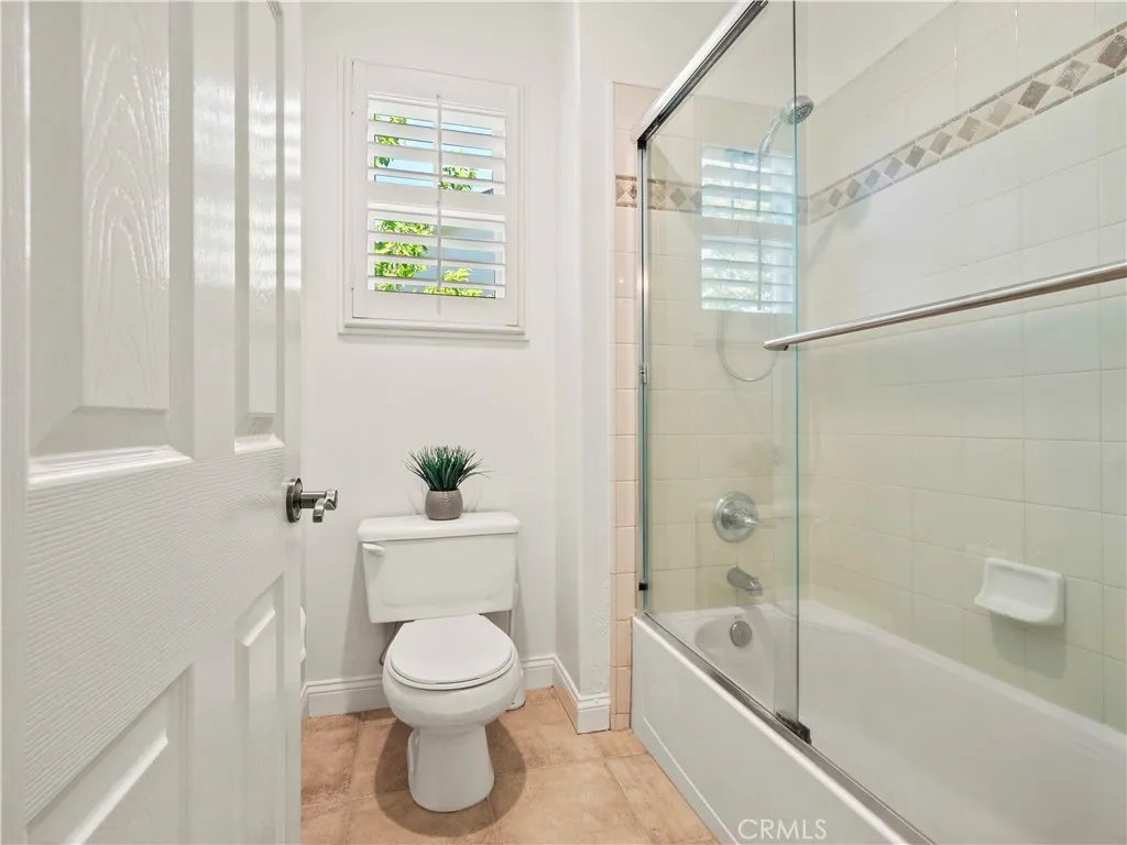 25679 Smoketree, Valencia, California 91381 home-pic-35