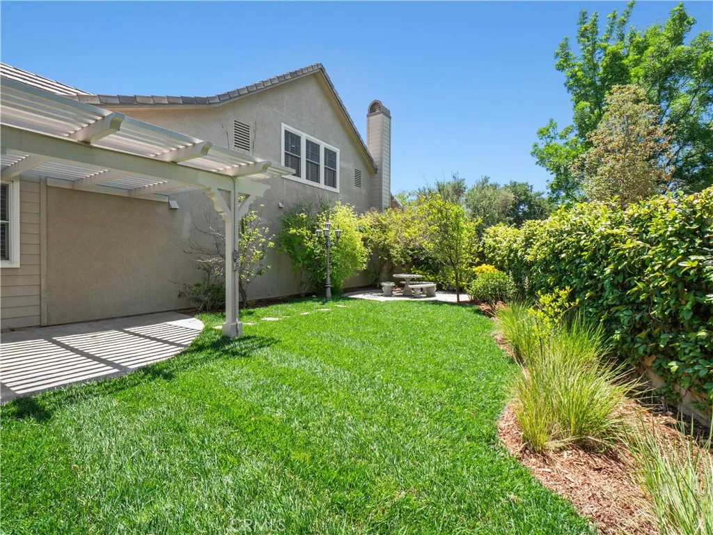 25679 Smoketree, Valencia, California 91381 home-pic-40
