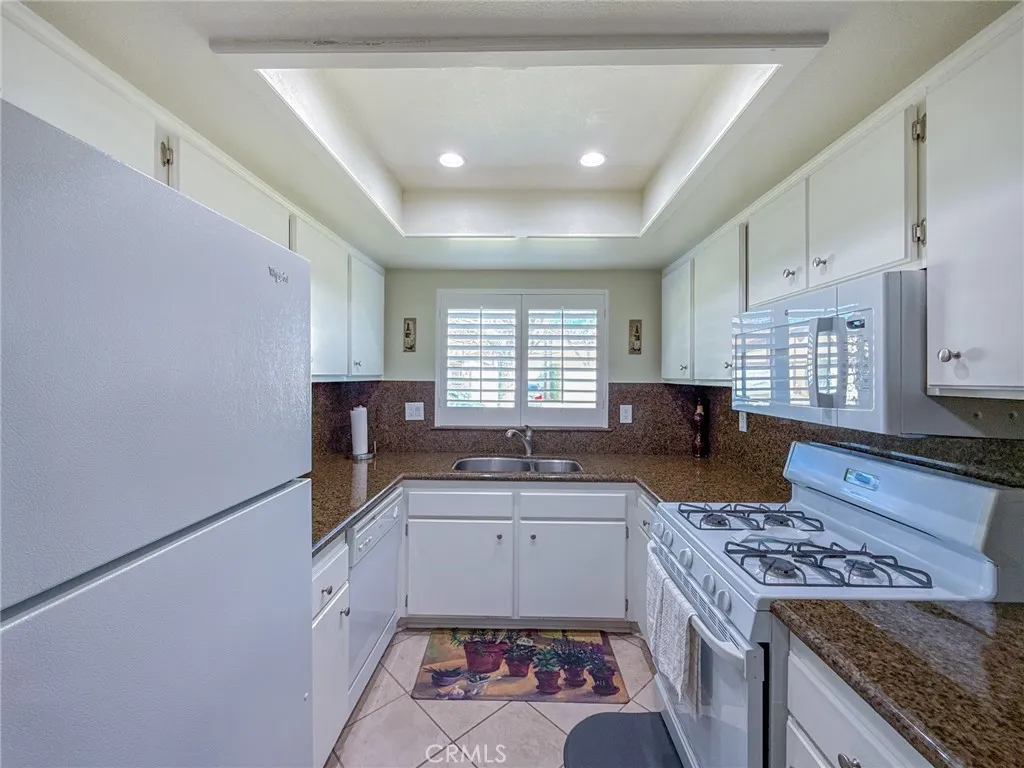 43920 Bobby Jones 20, Lancaster, California 93536 home-pic-16
