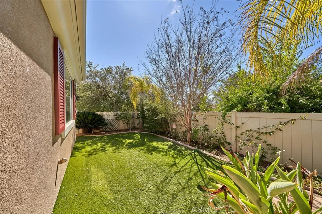 1143 Saguaro Road, Beaumont, California 92223 home-pic-24
