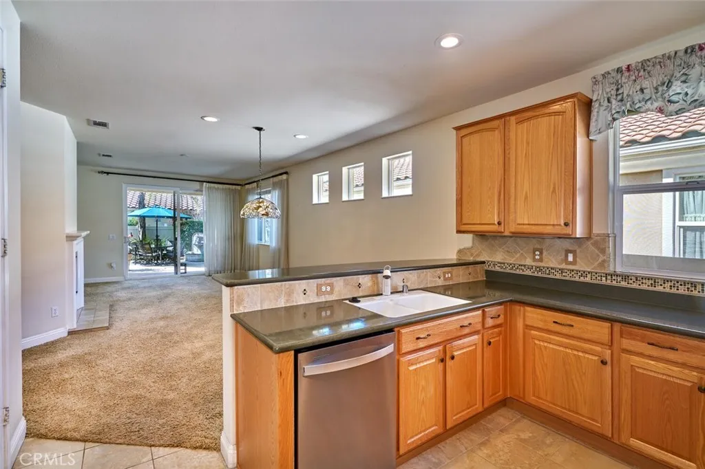 1143 Saguaro Road, Beaumont, California 92223 home-pic-41