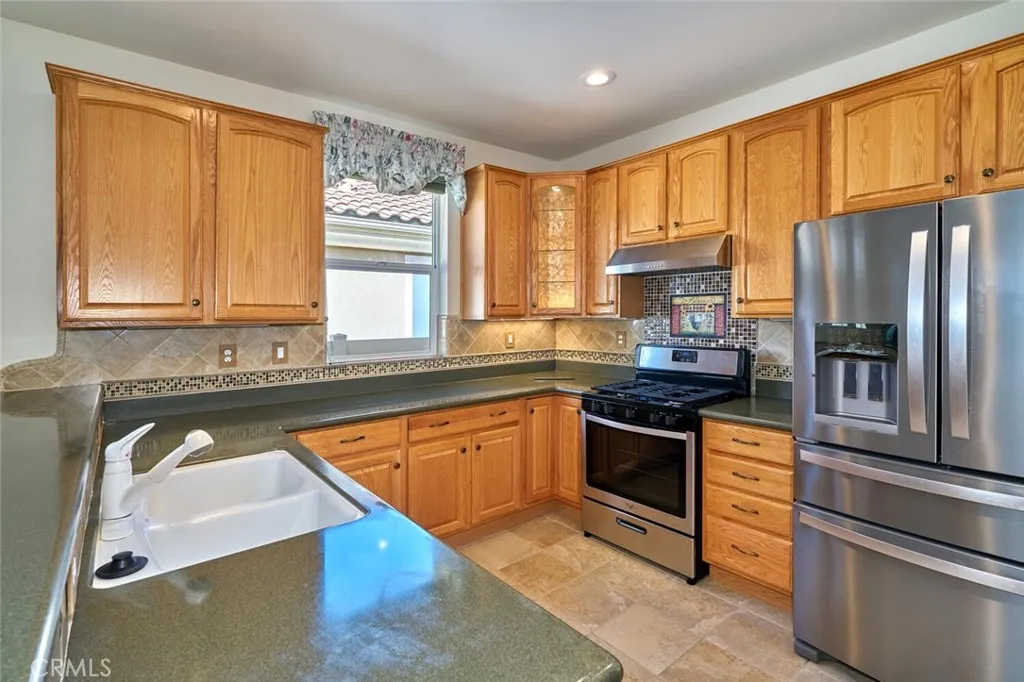 1143 Saguaro Road, Beaumont, California 92223 home-pic-39