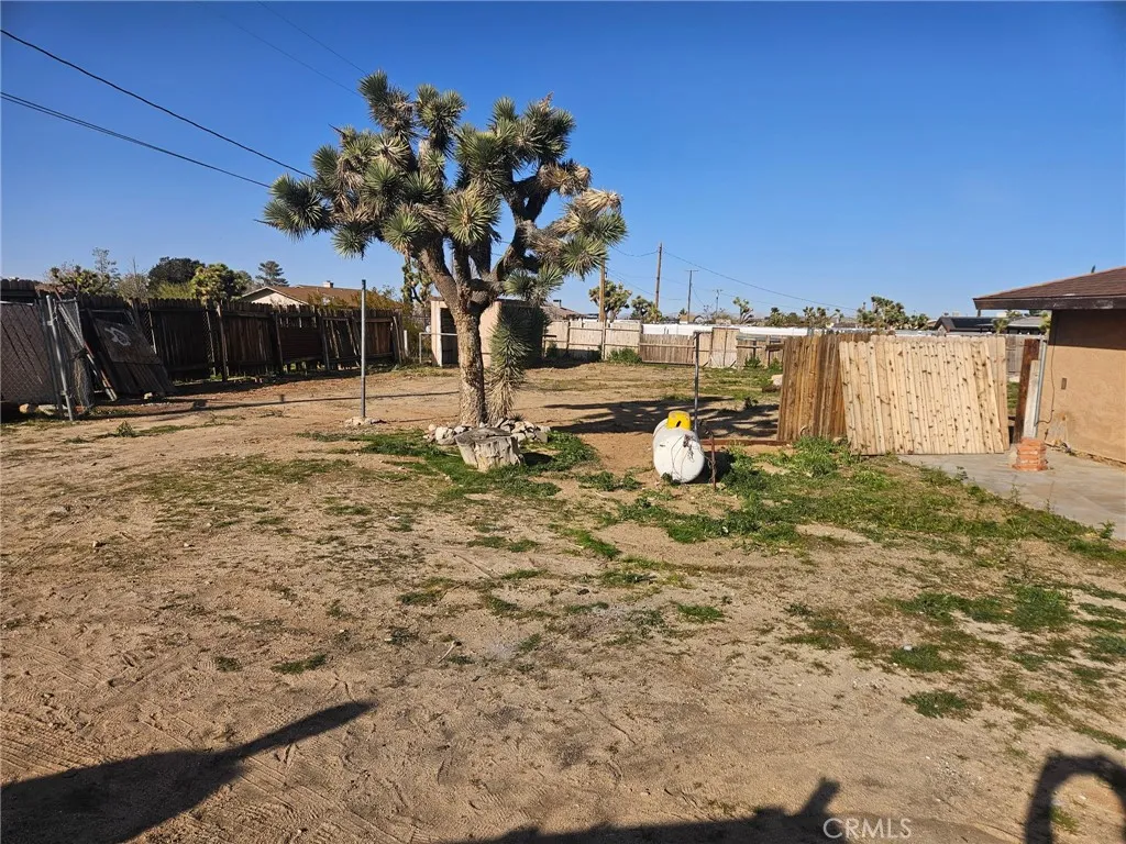 58068 Pimlico Street, Yucca Valley, California 92284 home-pic-2
