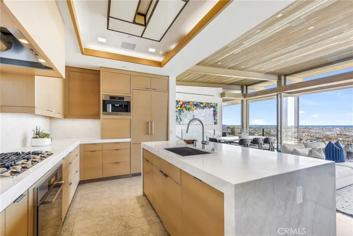 1231 Dolphin, Corona Del Mar, California 92625