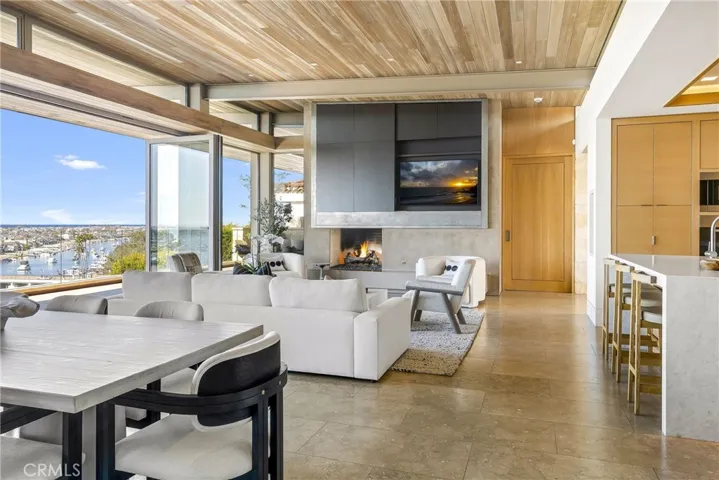 1231 Dolphin, Corona Del Mar, California 92625