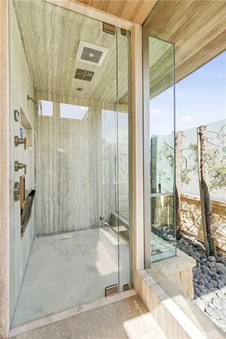 1231 Dolphin, Corona Del Mar, California 92625
