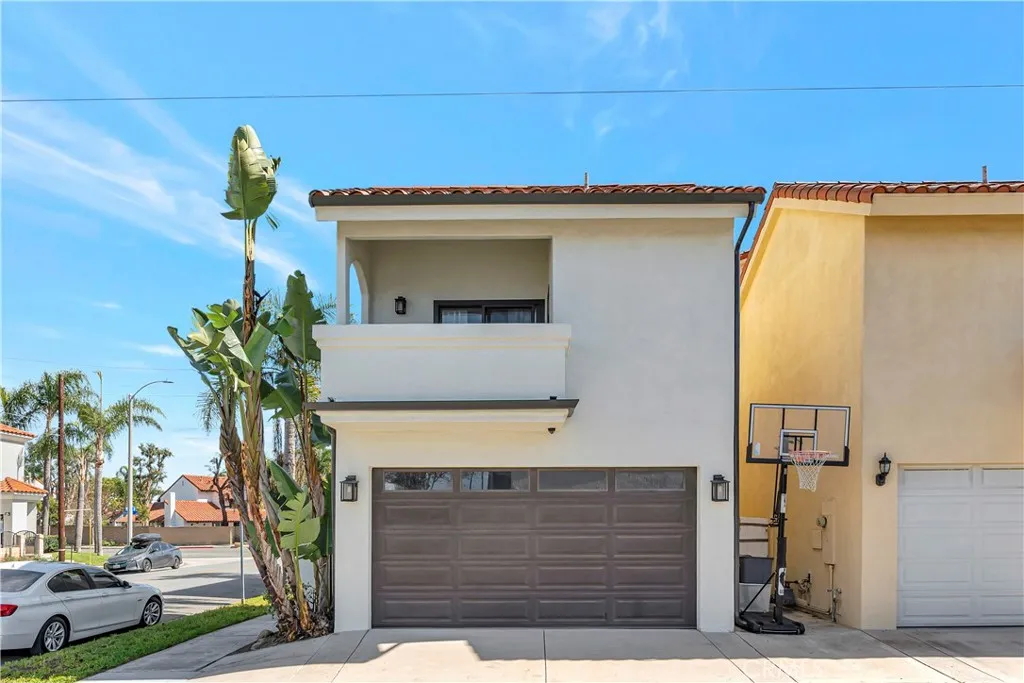 1219 Delaware Street, Huntington Beach, California 92648 home-pic-48