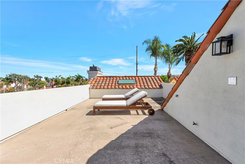 1219 Delaware Street, Huntington Beach, California 92648 home-pic-44