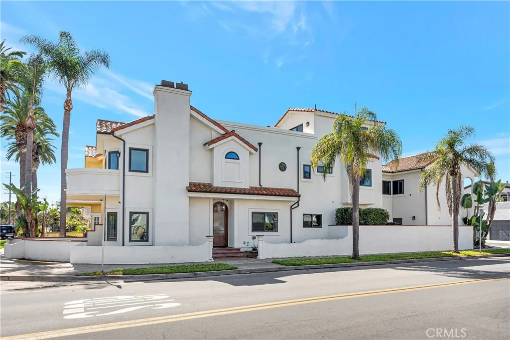 1219 Delaware Street, Huntington Beach, California 92648 home-pic-46