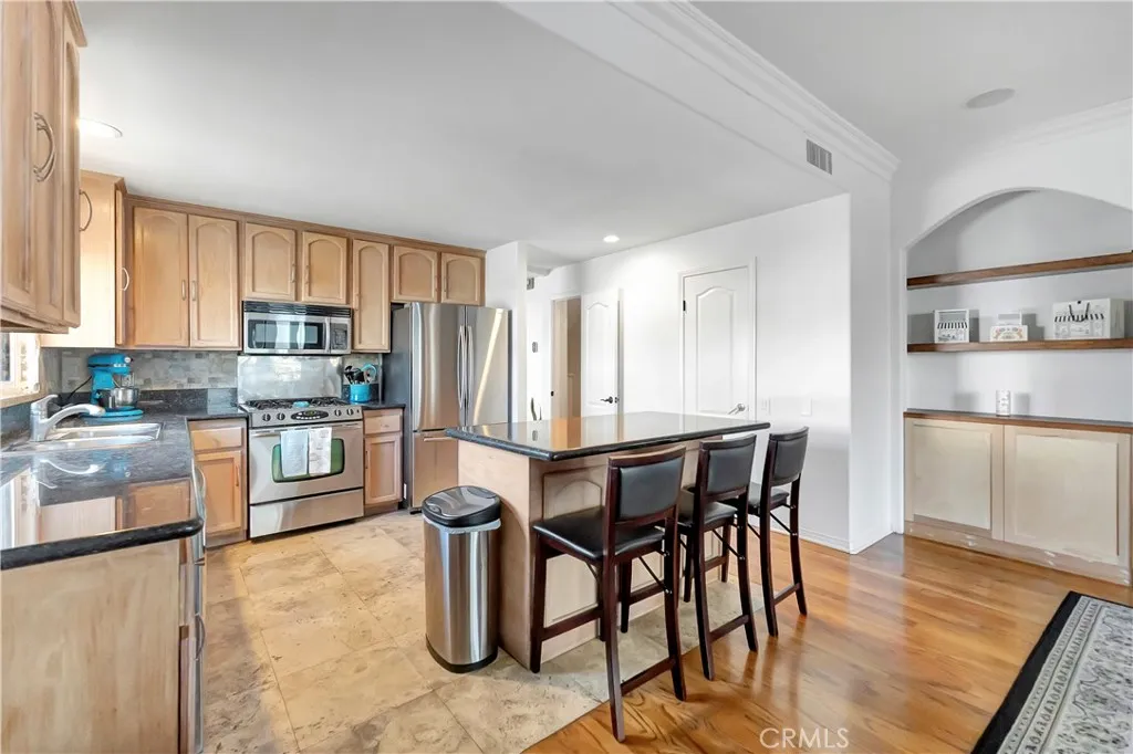 1219 Delaware Street, Huntington Beach, California 92648 home-pic-6