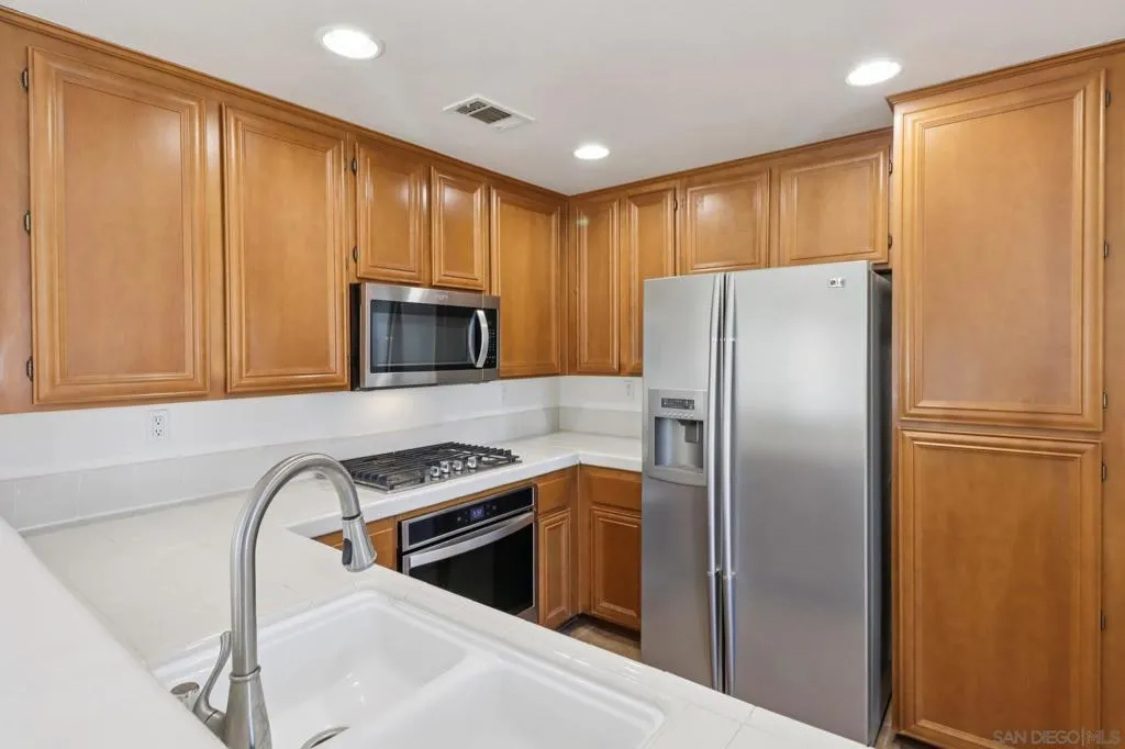 7895 Via Montebello 1, San Diego, California 92129 home-pic-14