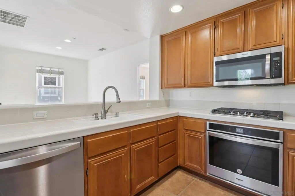 7895 Via Montebello 1, San Diego, California 92129 home-pic-15