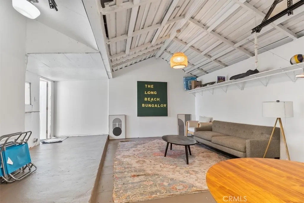 2093 Pasadena, Long Beach, California 90806 home-pic-18