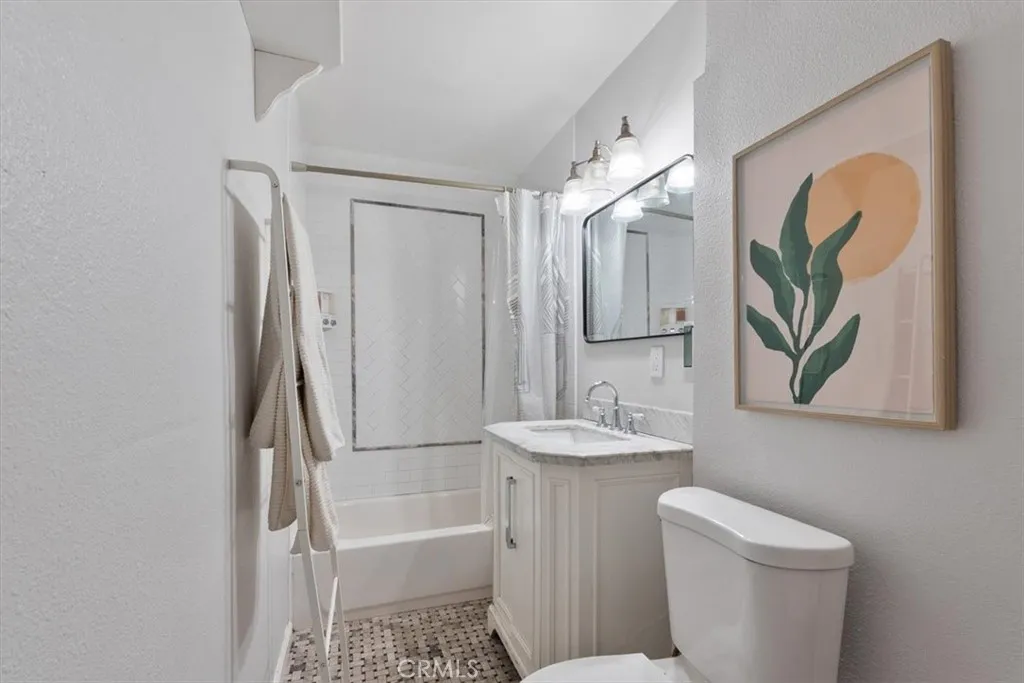 2093 Pasadena, Long Beach, California 90806 home-pic-11