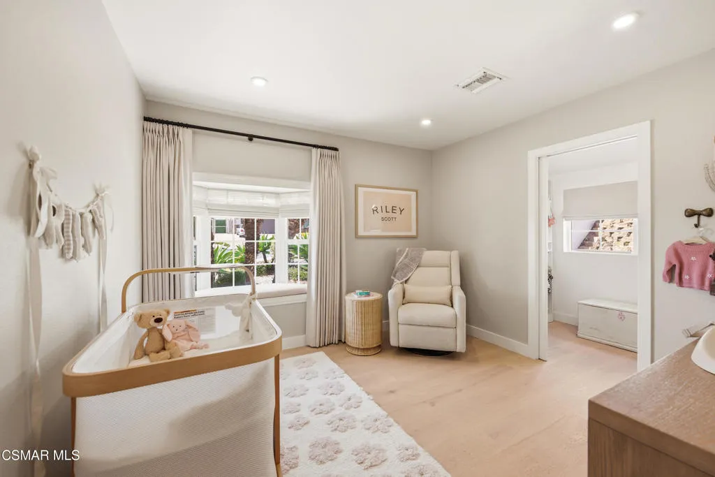 730 Creekmont Court, Ventura, California 93003 home-pic-28